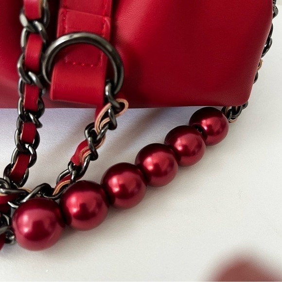 Badgley Mischka Vegan Shoulder Bag Red Purse Removeable Crossbody Strap Clutch - Picture 3 of 9